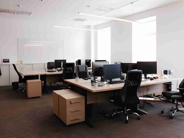 Office Space 2200 Sq ft Furnished Available For Rent in Okhla Phase 3 New Delhi 2